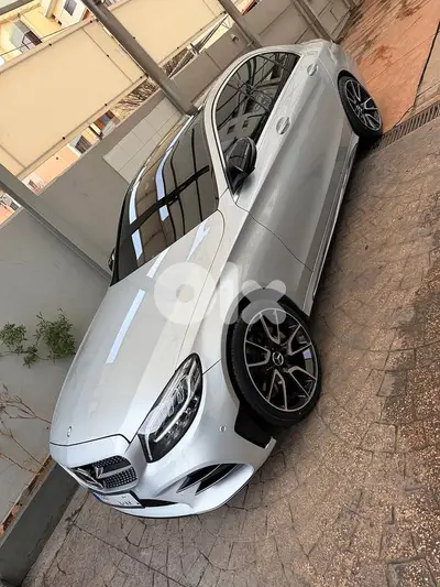 Mercedes-Benz C-Class 300 2017 Mercedes-Benz C-Class 300 2017