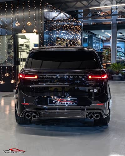 2024 Range Rover Sport SV Edition One, 9,000 Km only!!, Under Warranty 2024 Range Rover Sport SV Edition One, 9,000 Km only!!, Under Warranty