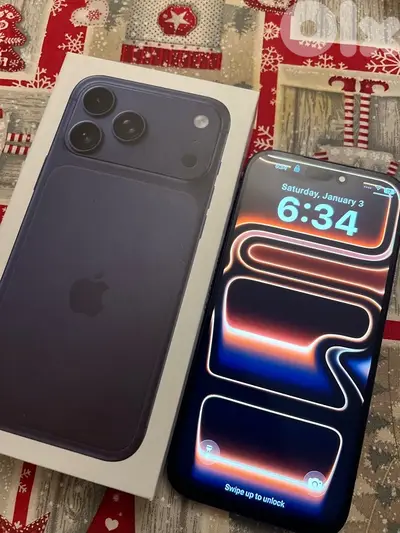 IPHONE 17 PRO MAX WITH NEW EARPHONES IPHONE 17 PRO MAX WITH NEW EARPHONES