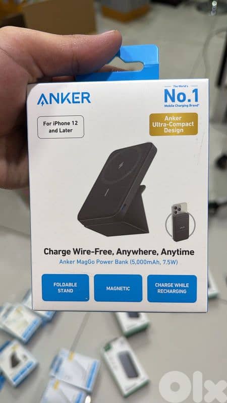 Anker 622 MagGo power bank (5,000mah,7.5w) with foldable stand 0