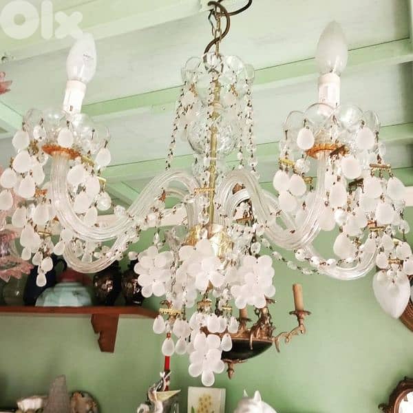 Raisin Chandelier 0