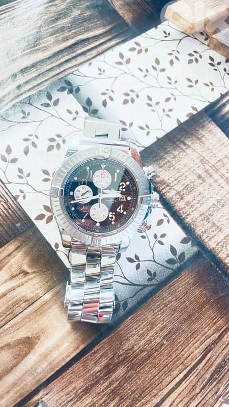 Breitling avenger 48 mm 4