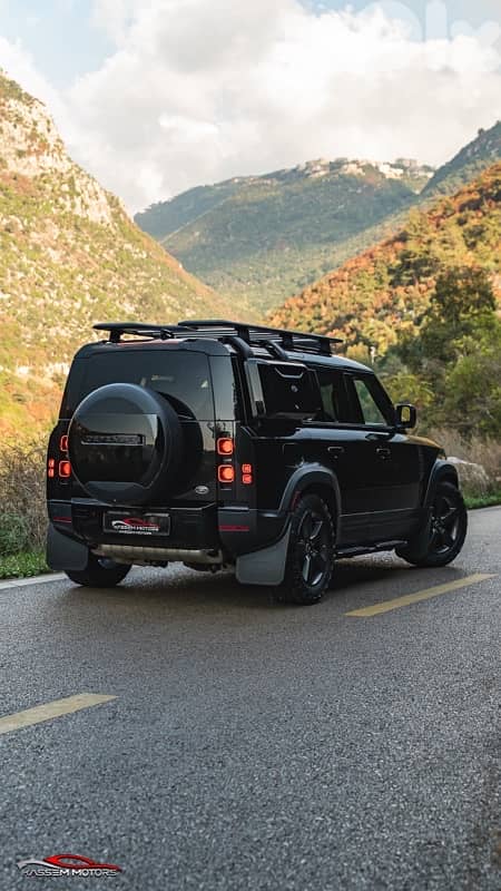 2020 Land Rover Defender P400 HSE 0