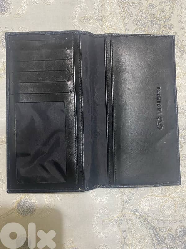 Infiniti wallet black color 0