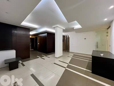 مكتب للايجار في عين المريسةDecorated Office for rent Ain el Mreisseh