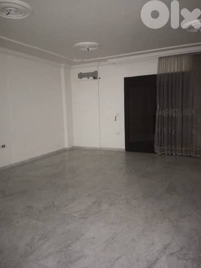 SPACIOUS APARTMENT IN MAZRAA PRIME (160SQ) 3 BEDROOMS , (BTHS-1271)