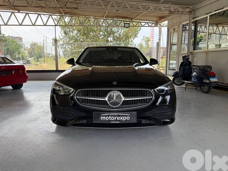 Mercedes C-Class 2022 ( 21,000 KM ) 0