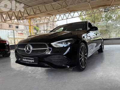 Mercedes C-Class 2022 ( 21,000 KM )