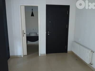 ZE25-4643 Apartment 250 m² for Sale in Clemenceau, Beirut