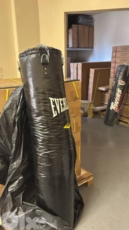 boxing bag 180 cm 50 cm diameter 2