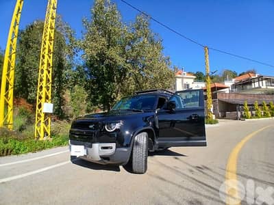 Land Rover Defender 2021