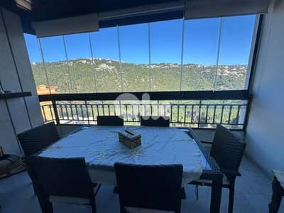 Apartment + Roof For Sale In Mar Chaaya شقة و روف للبيع في مار شعيا