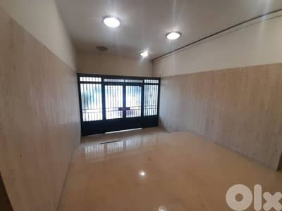 مكتب للايجار في فرن الشباكDecorated Office for rent in Furn el Chebbak