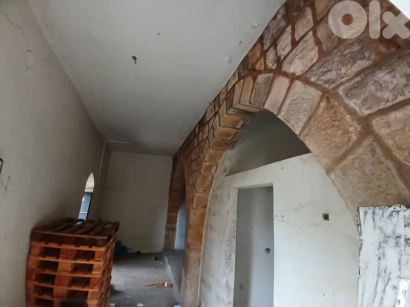 L19155 - Land With Old House For Sale in Beit Chabeb 10