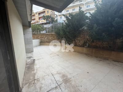 Apartment for Sale In Qornet El Hamra شقة للبيع في قرنة الحمراء