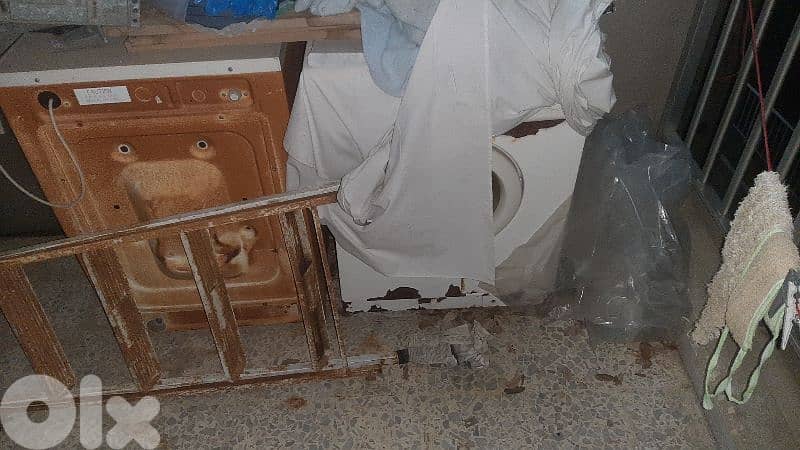 2 washine machines used 0