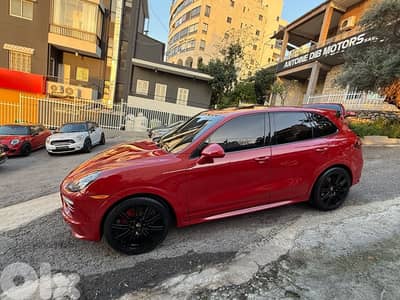 PORSCHE CAYENNE GTS 2014