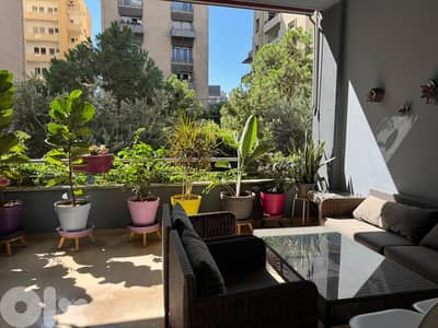 L18900 - Elegant & Spacious 3-Bedroom Apartment For Sale in Badaro