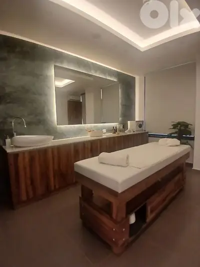 Spa bed and tools