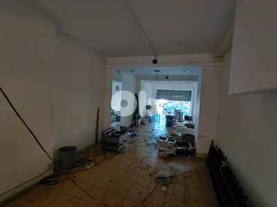 GMC402RAJ - Shop for rent in Jdeideh - محل للإيجار في الجديدة