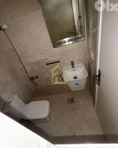 Apartment for sale in Mar Elias HN139 شقة للبيع في مار الياس