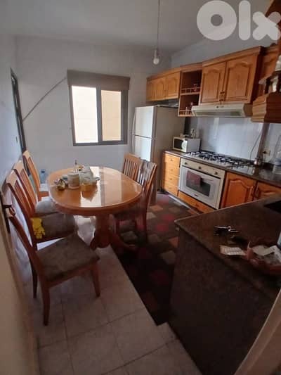 Ain El Remmaneh/ Charming Apartment for Rent – عين الرمانة/شقة للإيجار