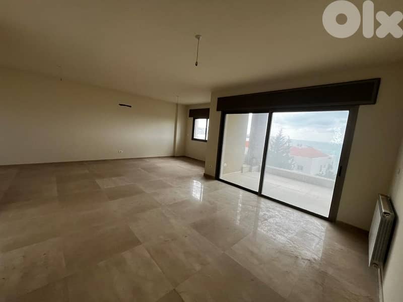 Spacious Apartment with panoramic seaview in Kfarhbeb 0