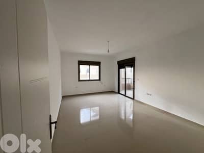 L20016 - Spacious Apartment For Sale in Hadath