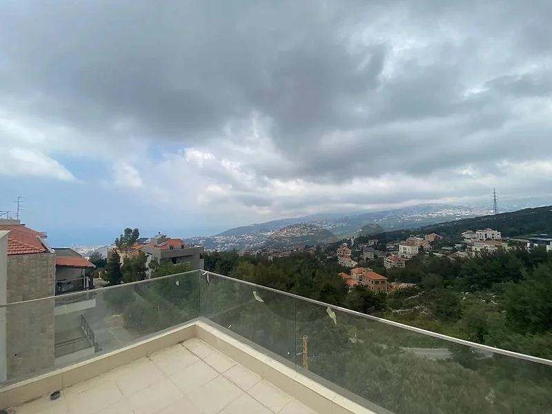 Qornet El Hamra/ Duplex Modern for sale - قرنة الحمرا/دوبلكس للبيع