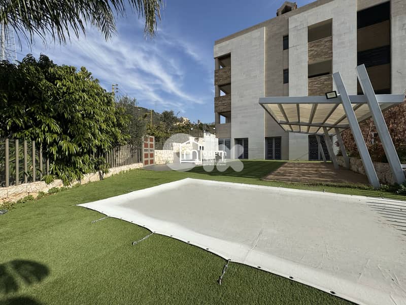 Private Pool and Garden - 900 Sqm - Apartment for Rent in Monteverde 0