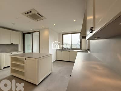 Sea view 320 Sqm Apartment For Rent in Bliss