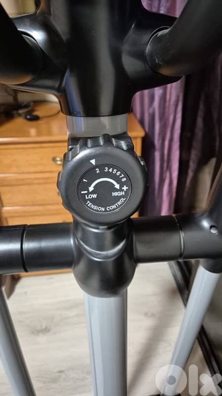 barely used elliptical 4