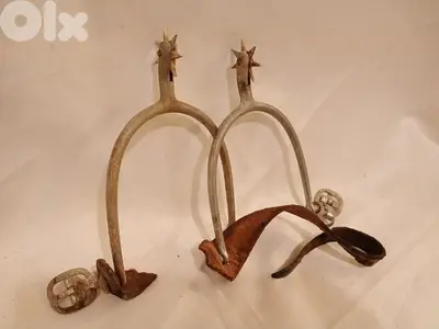 مهاميز قديمة للخيل مهاميز قديمة للخيل
