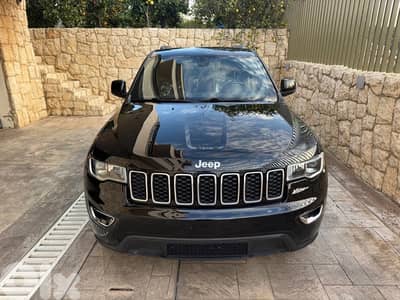Jeep Grand Cherokee  laredo clean 4x4 2018