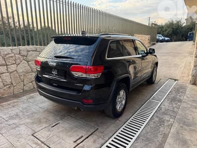Jeep Grand Cherokee  laredo clean 4x4 2018