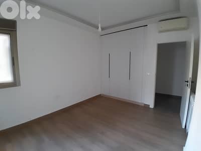 Spacious Apartment for sale in Achrafieh - Fassouh شقة واسعة للبيع في