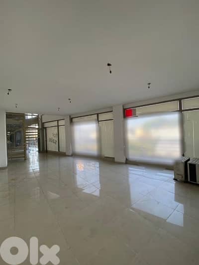 Showrooms for sale in hazmieh صالة عرض للبيع في الحازمية
