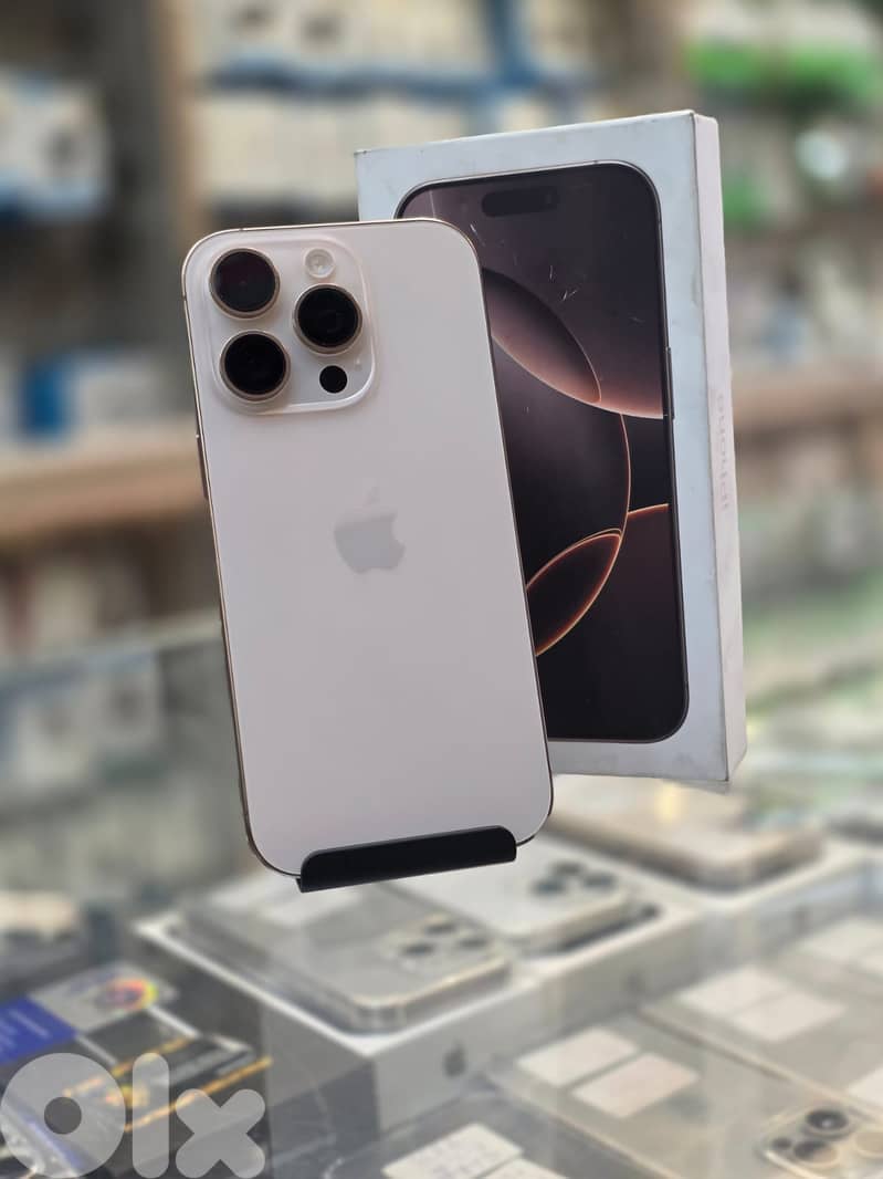 Used 16 pro 256 gb  248  cycle desrt  950$ 0