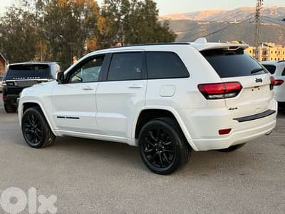 Jeep Grand Cherokee Altitude 2017