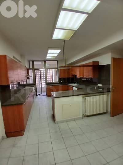 Apartment For Rent in Achrafieh شقة للايجار في الأشرفية