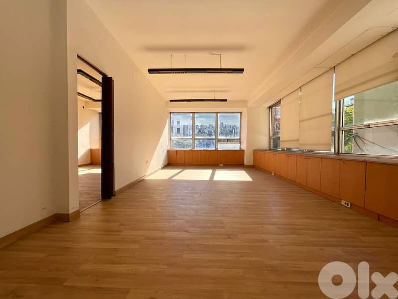 RAO26-4802 Office 100 m2for rent in Saifi - Beirut, $ 1,450 cash 0