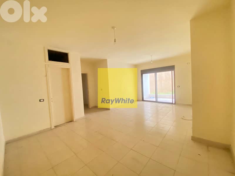 Apartment with terrace for sale in Naqqache 0