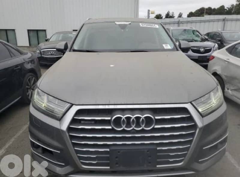 Audi Q7 2017 0