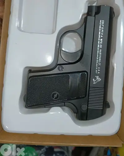 airsoft iron gun (on sale) 50 %from 40$ to just 19.99$