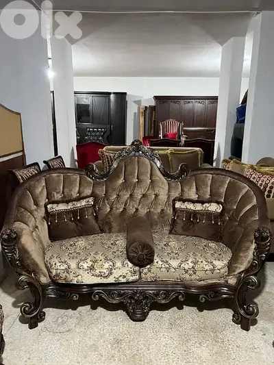 صالون ملوكي صناعة مصر خشب زان مستعمل بحالة ممتازة