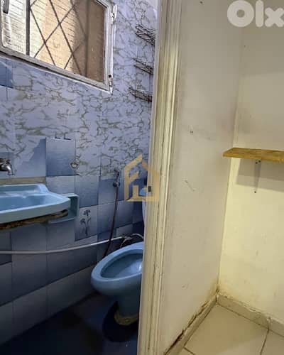 Shop for rent in Ain El Remmaneh NY276 محل للإيجار في عين الرمانة
