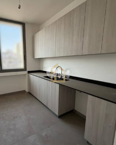 Apartment for sale in Ain El Remmaneh NY278 شقة للبيع في عين الرمانة