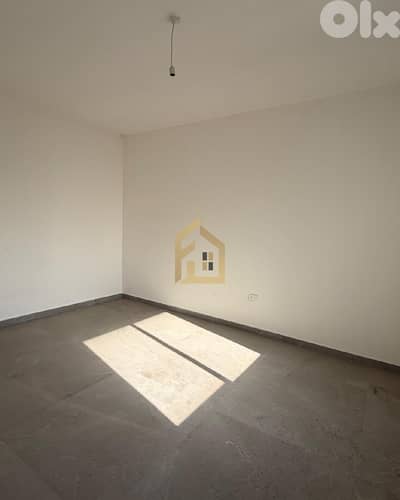 Apartment for sale in Ain El Remmaneh NY278 شقة للبيع في عين الرمانة