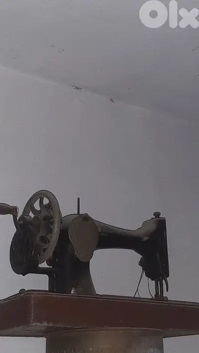 مكنة خياطة sewing machin