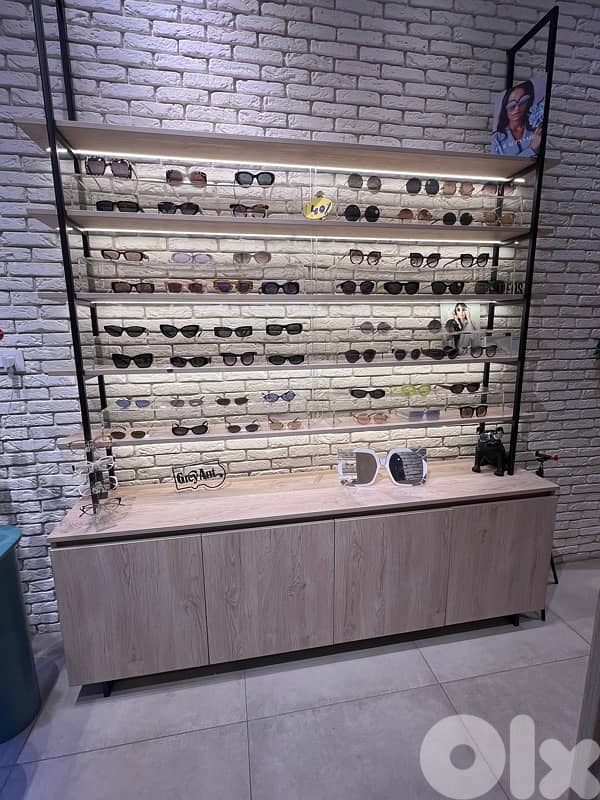 Display cabinet melanine wood with lights 0